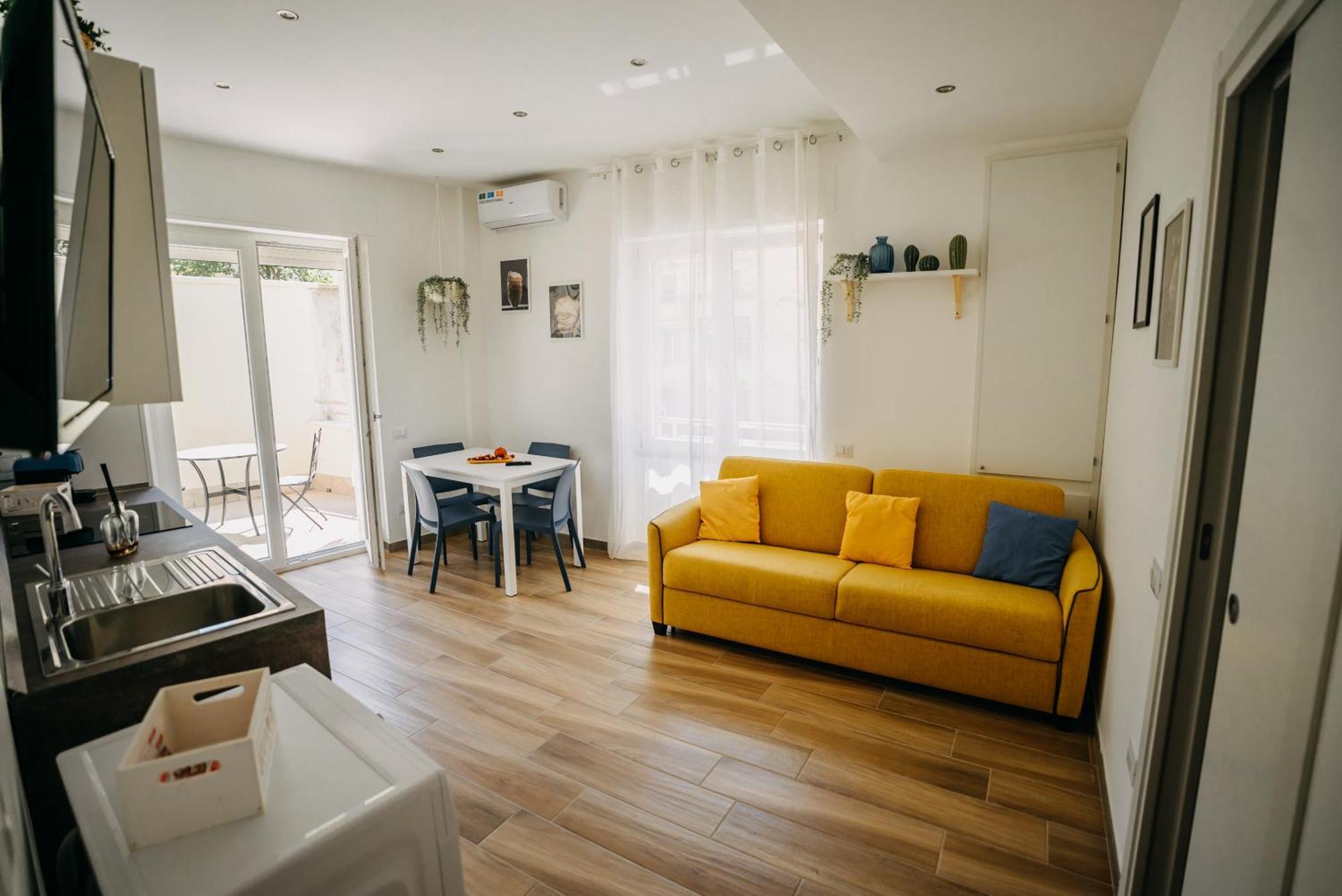 Salerno Center Suites Экстерьер фото